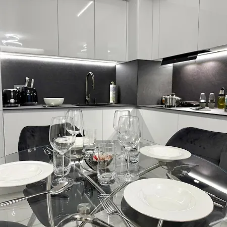 Cosher - Luxury Botique Experience - Mountain View